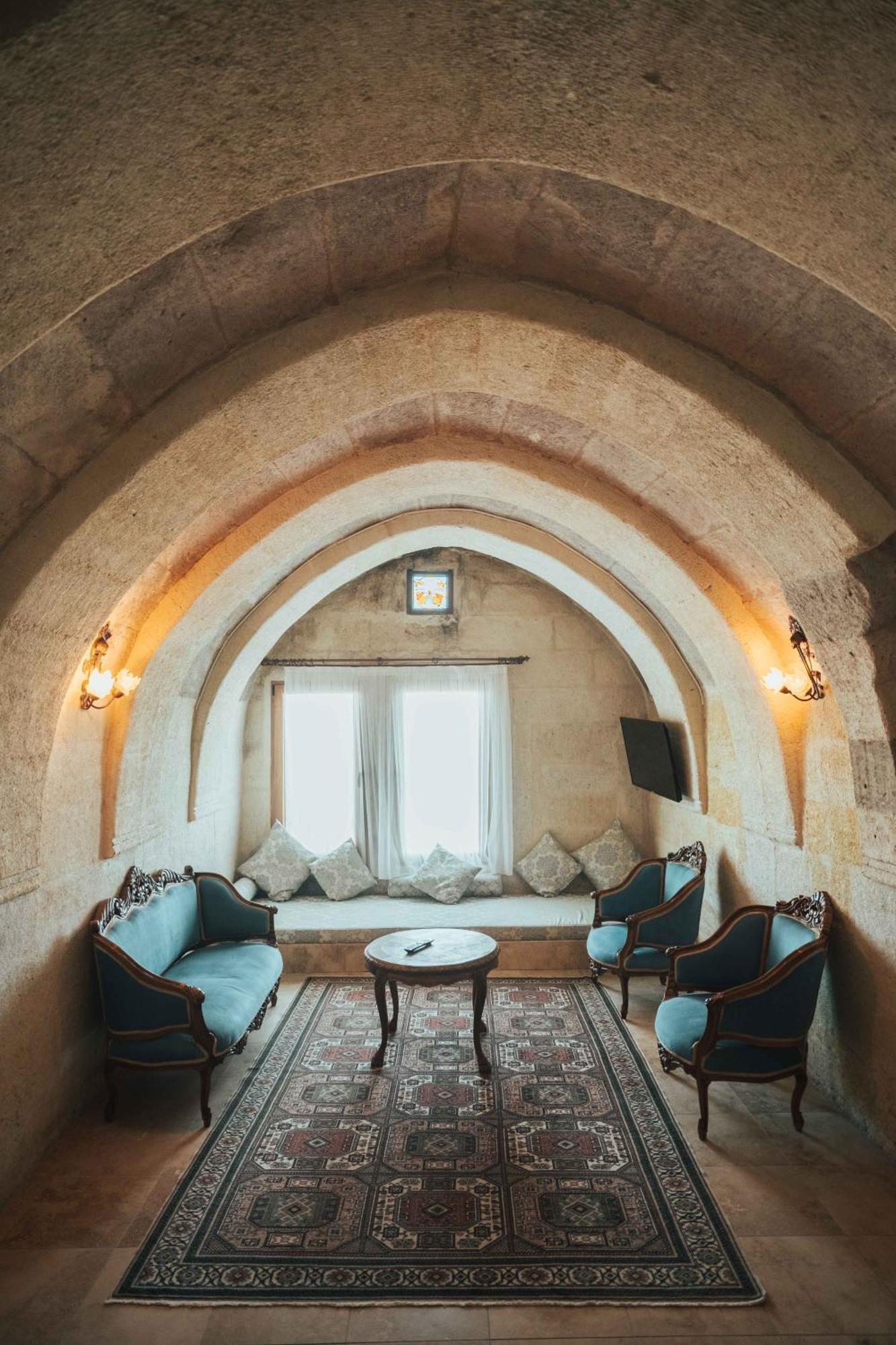 Hu Of Cappadocia - Special Class อุตชิซาร์ ภายนอก รูปภาพ